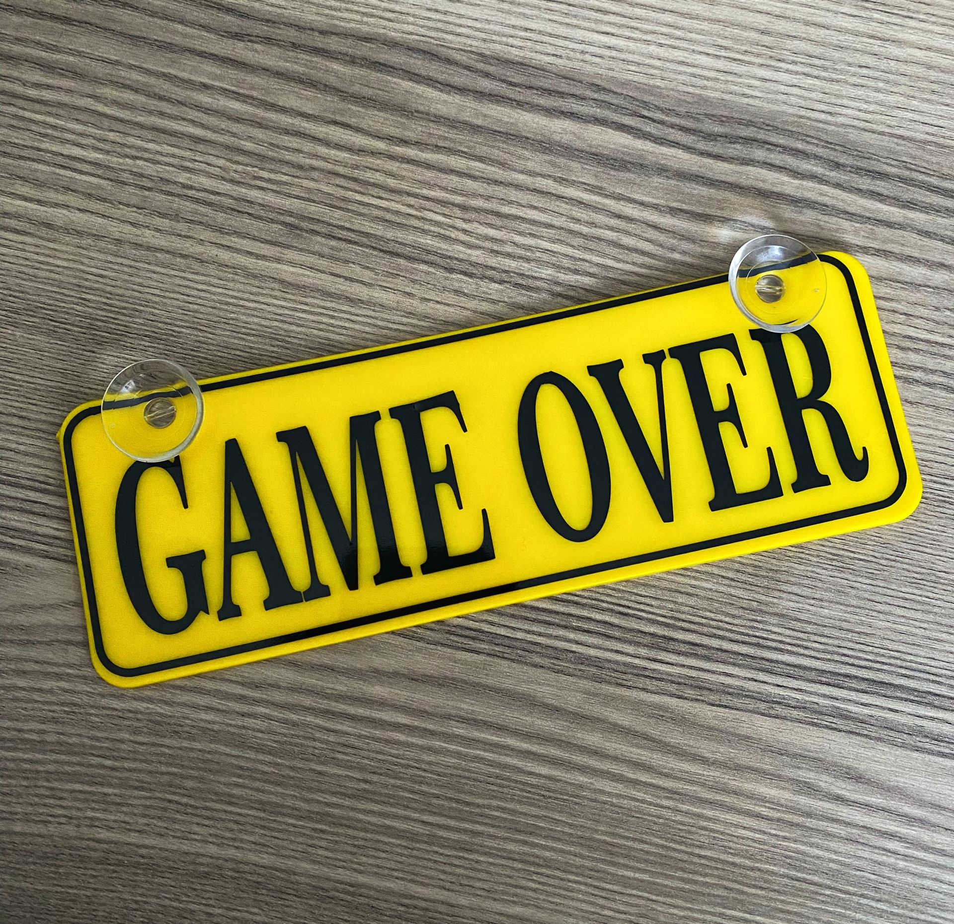 Game Over Dekor Plaka Vantuzlu