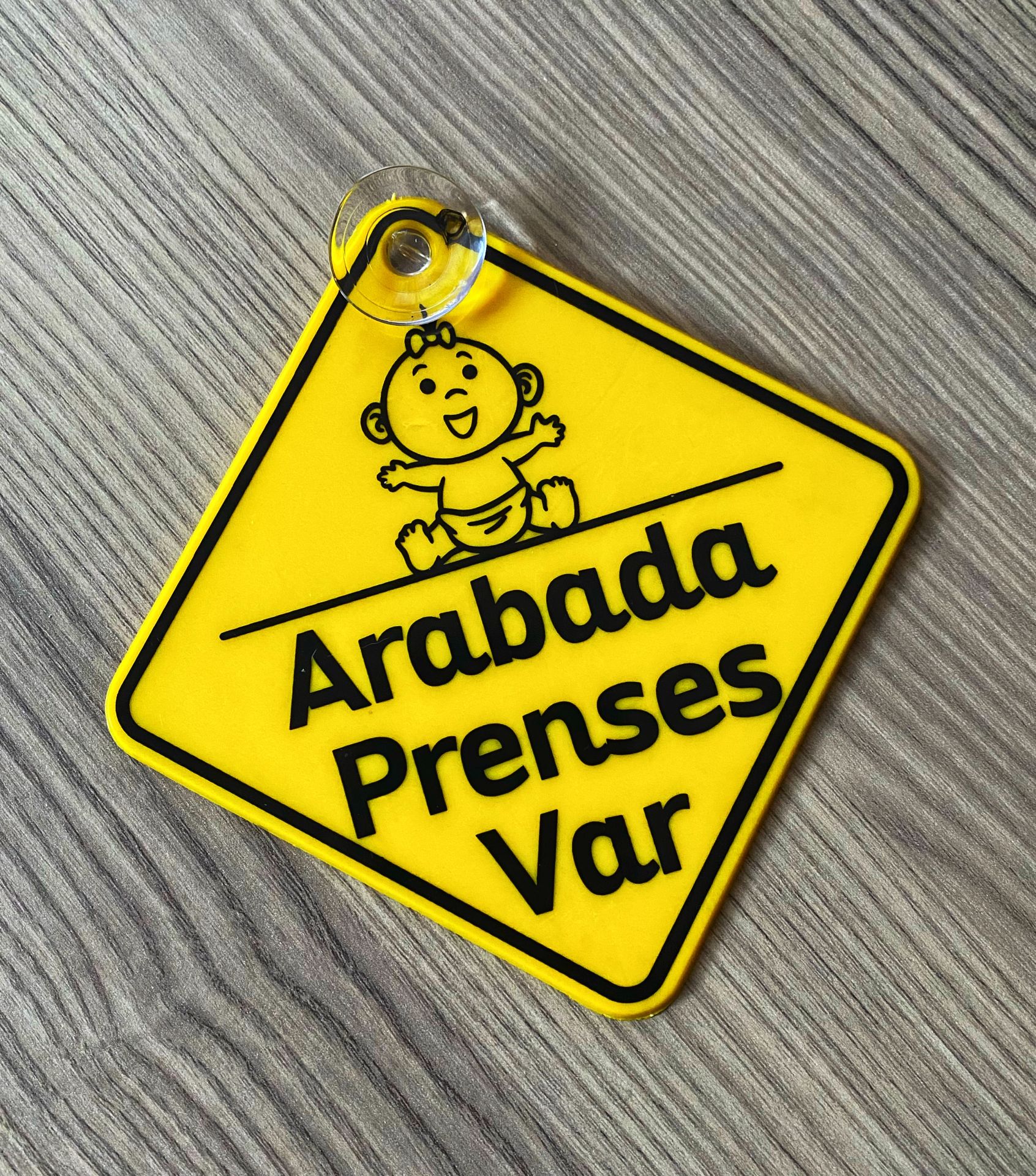 Arabada Prenses Var Dekor Plaka Vantuzlu